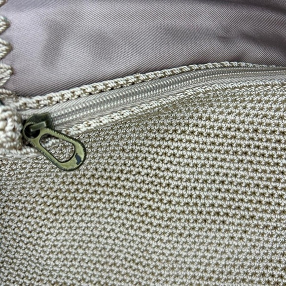 NWT Sakroots Owl Crochet Fold-Over Crossbody –Tan Pink & Blue & Tassels - Picture 5 of 8